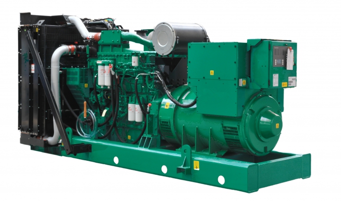 济南电瓶保养时，清洁接线柱的具体步骤是什么？